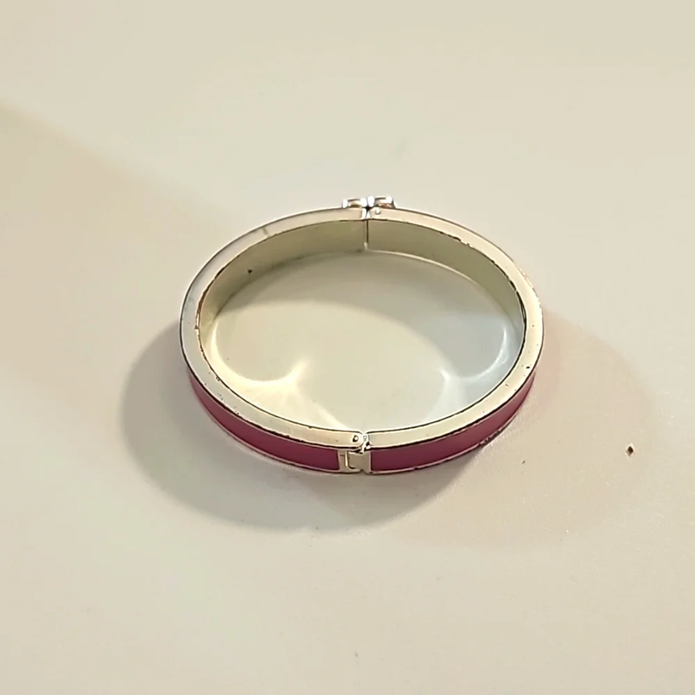 Vintage Vera Bradley Silver Tone Heart Theme Pink Enamel Hinged Bangle Bracelet.